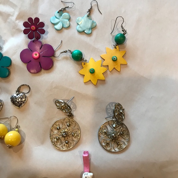 Jewelry bundle - Picture 7 of 7